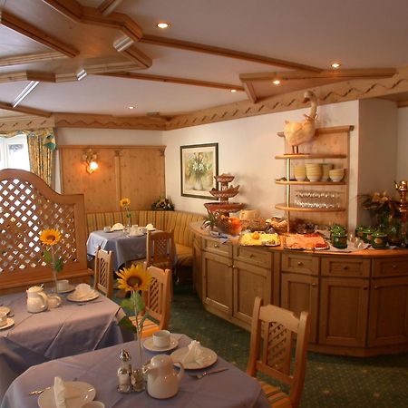 Hotel Garni Pradella Ишгъл Екстериор снимка