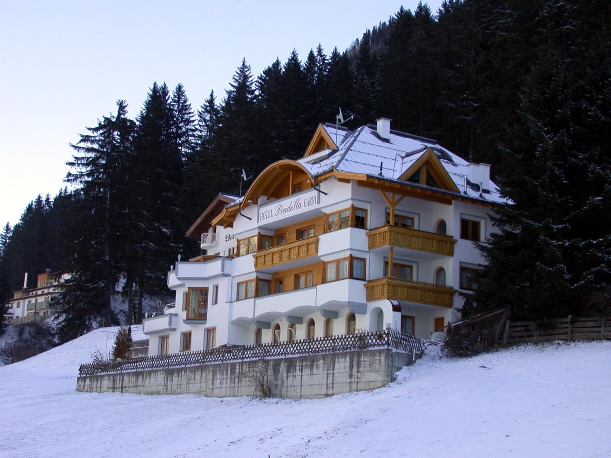 Hotel Garni Pradella Ишгъл Екстериор снимка
